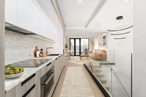 181 101st St, New York, NY 10029-6120