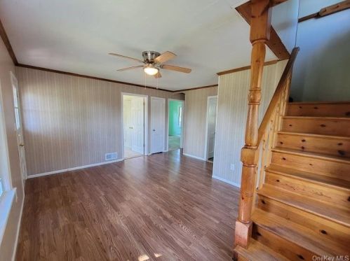 82 Ridgewood Ave, Middletown NY  10940-3415 exterior