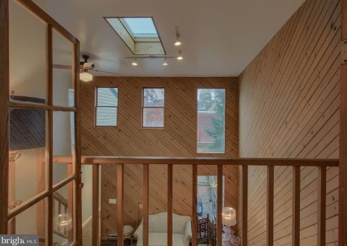 409 Boas St, Harrisburg PA 17103-1716 exterior