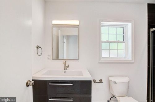 34 Thurston Ave, Trenton NJ  08618-1710 exterior