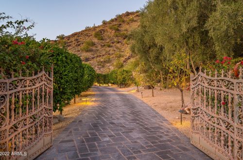 5516 Morrison Ln, Scottsdale, AZ 85253-3048