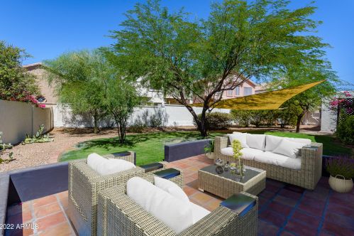 8112 10 Pl, Phoenix AZ 85014-1253 exterior