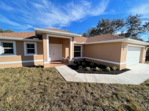 1518 Glenn Ave, Lehigh Acres, FL 33972-2236