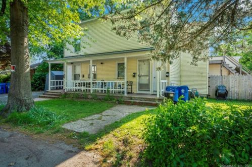 17 Pulaski St, Norwalk, CT 06851-6140