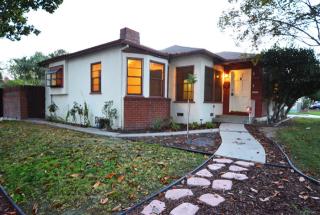 1530 Lake St, Glendale CA  91201-2742 exterior