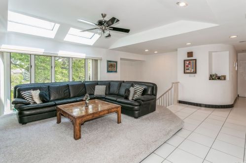 1089 Fordham Ln, Woodsburgh NY  11598-1015 exterior