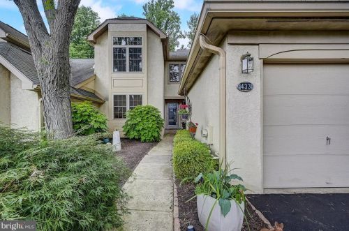 433 Copper Beech Cir, Melrose Park, PA 19027-1316