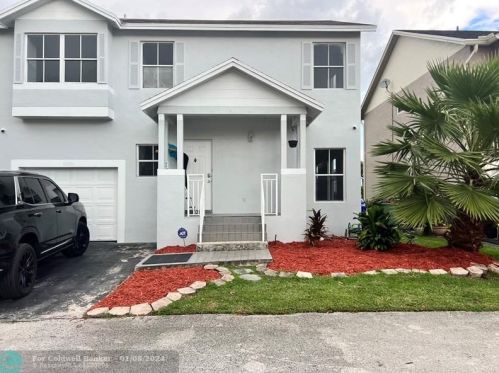 10201 3rd Ct, Hollywood, FL 33026-3976