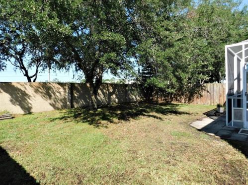 1613 Gray Bark Dr, Oldsmar FL  34677-2766 exterior