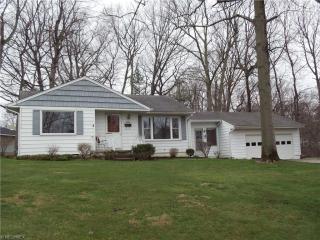 2342 Buena Vista Dr, Willowick, OH 44092-2009