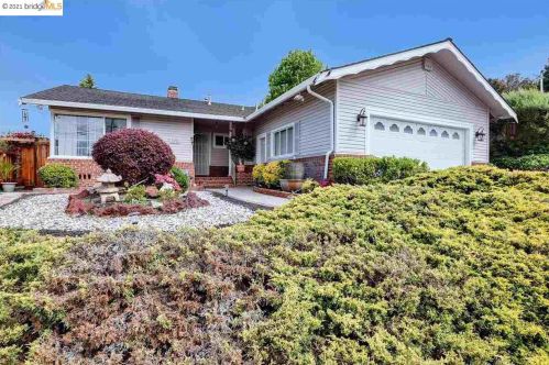 1262 Vistagrand Dr, San Leandro, CA 94577-6827