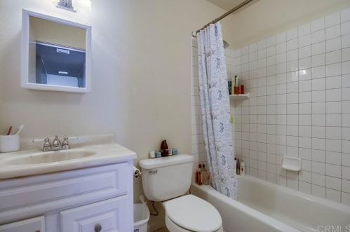 5462 Adobe Falls Rd, San Diego CA 92120-4489 exterior