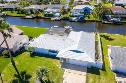 8 Clarendon Ct, Palm Coast, FL 32137-8353