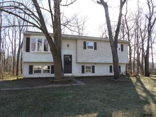 150 Black Walnut Dr, Etters, PA 17319-9491