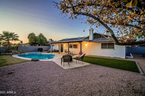 1339 Nopal Ave, Mesa, AZ 85202-7543