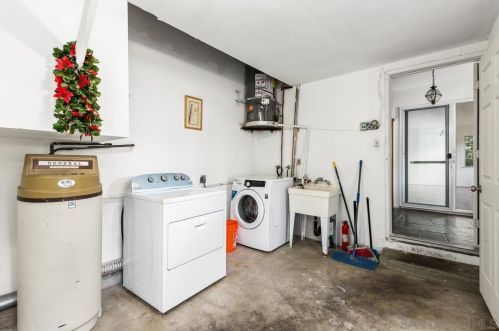 8005 Morocco Dr, La Mesa CA  91942-2107 exterior