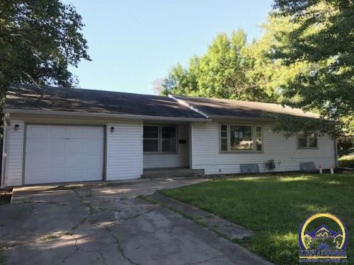 2121 15th Ave, Emporia, KS 66801-5725