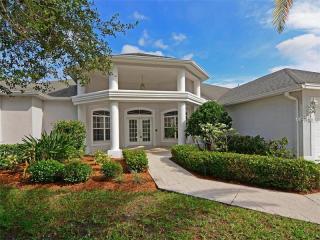 9611 Governors Club Pl, Bradenton, FL 34202-4054