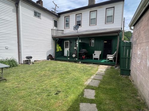 2520 Walnut St, Mckeesport, PA 15132-7060