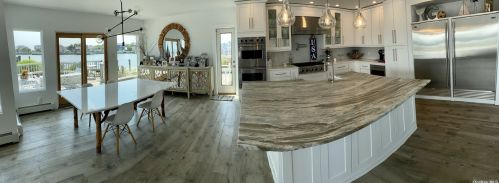 326 Lido Promenade, North Lindenhurst NY  11757-6600 exterior