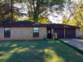 1029 Barbara St, Jacksonville, AR 72076-2816