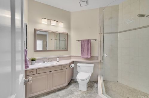 6471 Morningside Dr, Huntington Beach CA  92648-6106 exterior