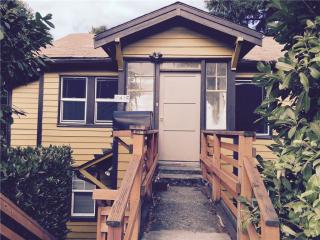 6415 Ellis Ave, Seattle WA  98108-2741 exterior