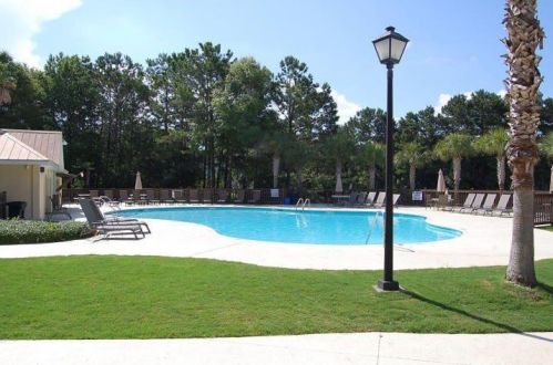 3486 Stockton Dr, Mount Pleasant SC  29466-6965 exterior