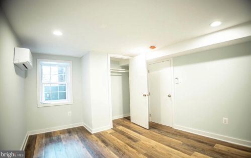 129 R St, Washington, DC 20024-3418