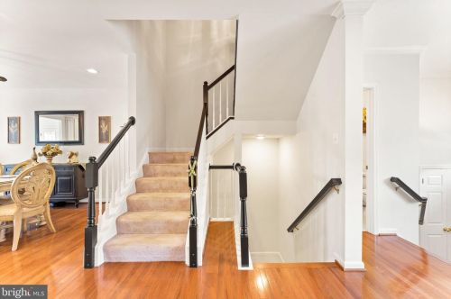 6352 Cullen Pl, Haymarket VA  20169-5400 exterior