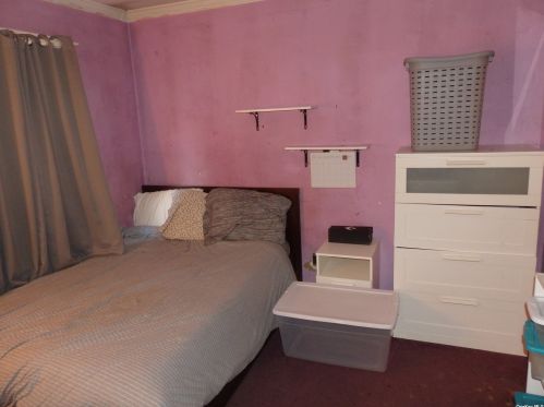 137 Pollok Pl, Hicksville NY 11801-2221 exterior