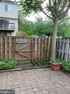 8483 Aurora Ct, Lorton VA  22079-3040 exterior