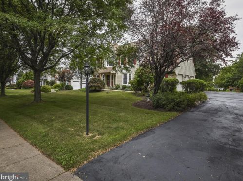 2231 Locust Dr, Lansdale, PA 19446-5885