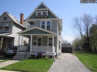 2207 97th St, Cleveland, OH 44106-3555