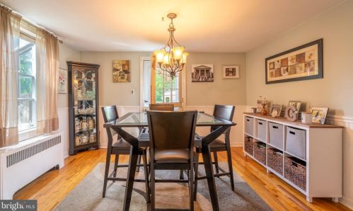 325 Moreland Rd, Willow Grove PA  19090-3507 exterior