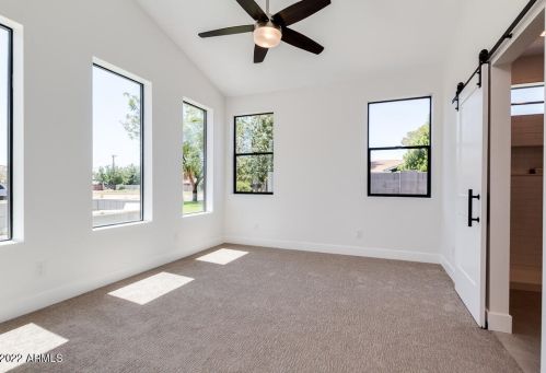 8149 10 Pl, Phoenix AZ 85014-3234 exterior