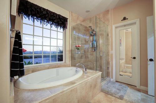 10956 Calle Oro Verde, Valley Center CA  92082-4201 exterior