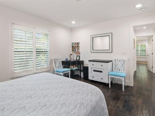 1905 Imperial Golf Course Blvd, Naples FL  34110-1007 exterior