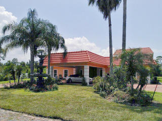 5521 Palm Lake Cir, Orlando, FL 32819-3901