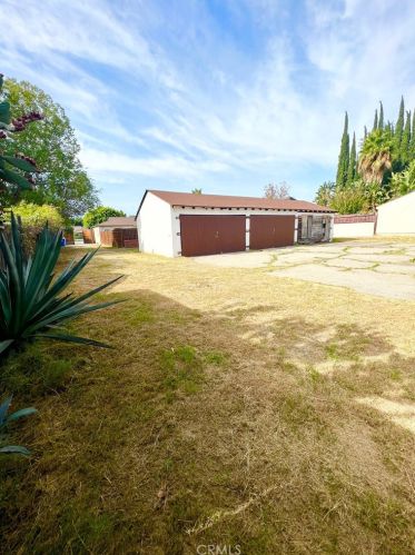 5516 Fulton Ave, Van Nuys CA  91401-5332 exterior