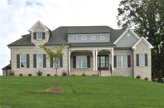 1011 Heron Ridge Rd, Winston Salem, NC 27106