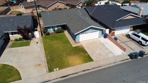 5503 Stevely Ave, Lakewood CA  90713-1745 exterior