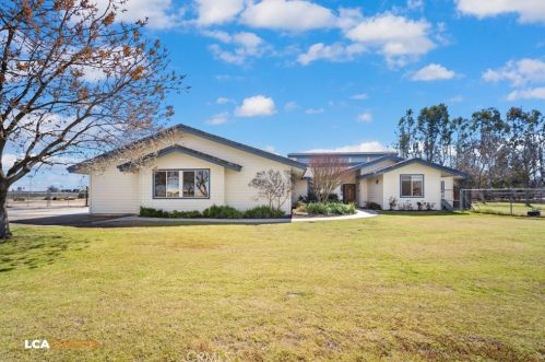 17605 Meacham Rd, Bakersfield, CA 93314-9308