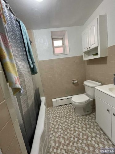 289 John St, Cliffside Park NJ  07010-1104 exterior
