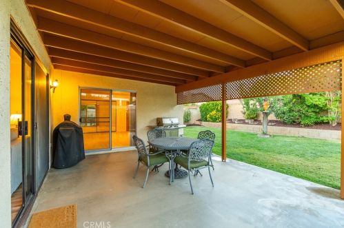 43838 Palm Vis Ave, Lancaster CA 93535-3304 exterior