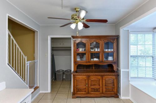 5617 Wedgmont Cir, Fort Worth TX  76133-2801 exterior