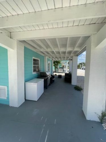 22961 John Avery Ln, Summerland Key, FL 33042-4316