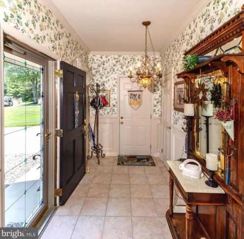 716 Carter Hill Dr, West Deptford NJ  08066-1903 exterior
