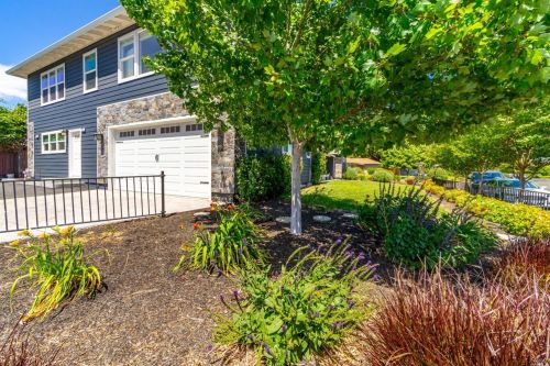 3303 Magowan Dr, Santa Rosa CA  95405-5117 exterior