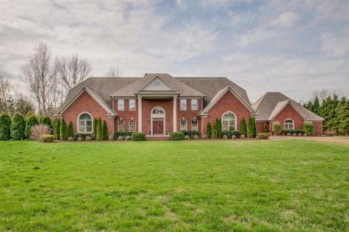 1507 Keystone Dr, Franklin, TN 37064-9691